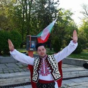 Dr.Vezarov
